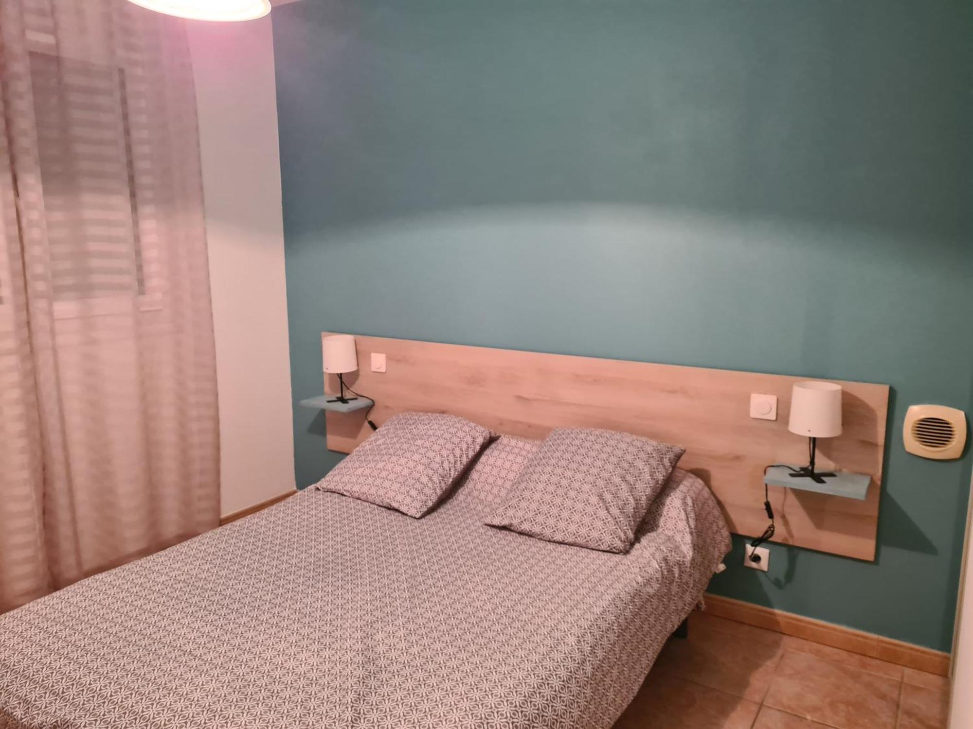 Individuelle Avec Piscine Privée, Clim, Wifi *