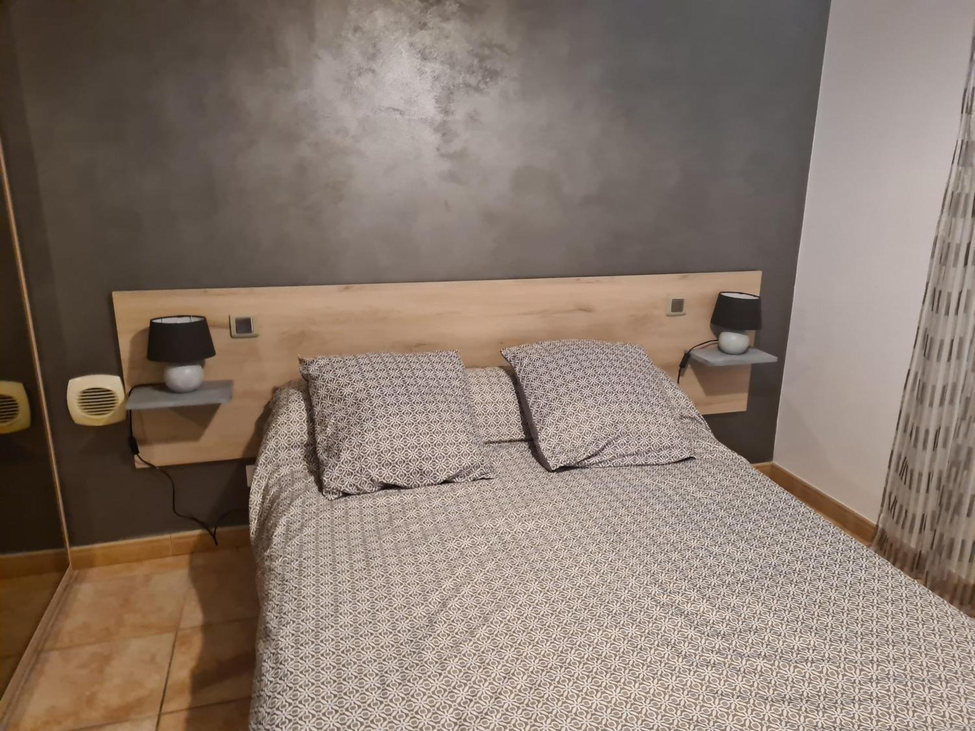 Villa Individuelle Avec Piscine Privée, Clim, Wifi *