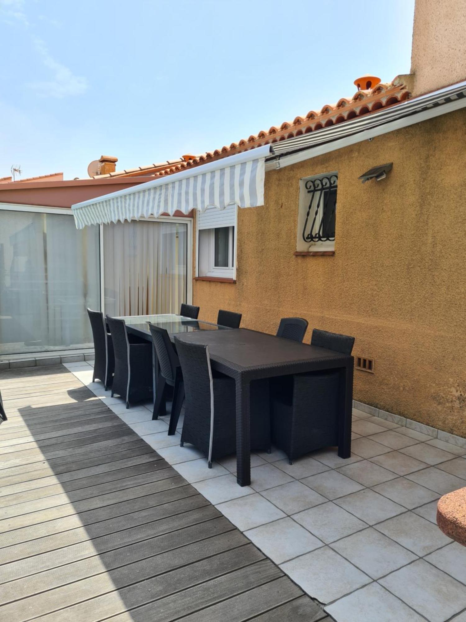 Individuelle 8 Personnes Clim, Internet Villa